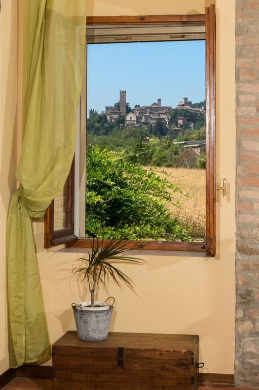 R&B Mulino Marsa Bed & Breakfast Castell'Arquato Room photo